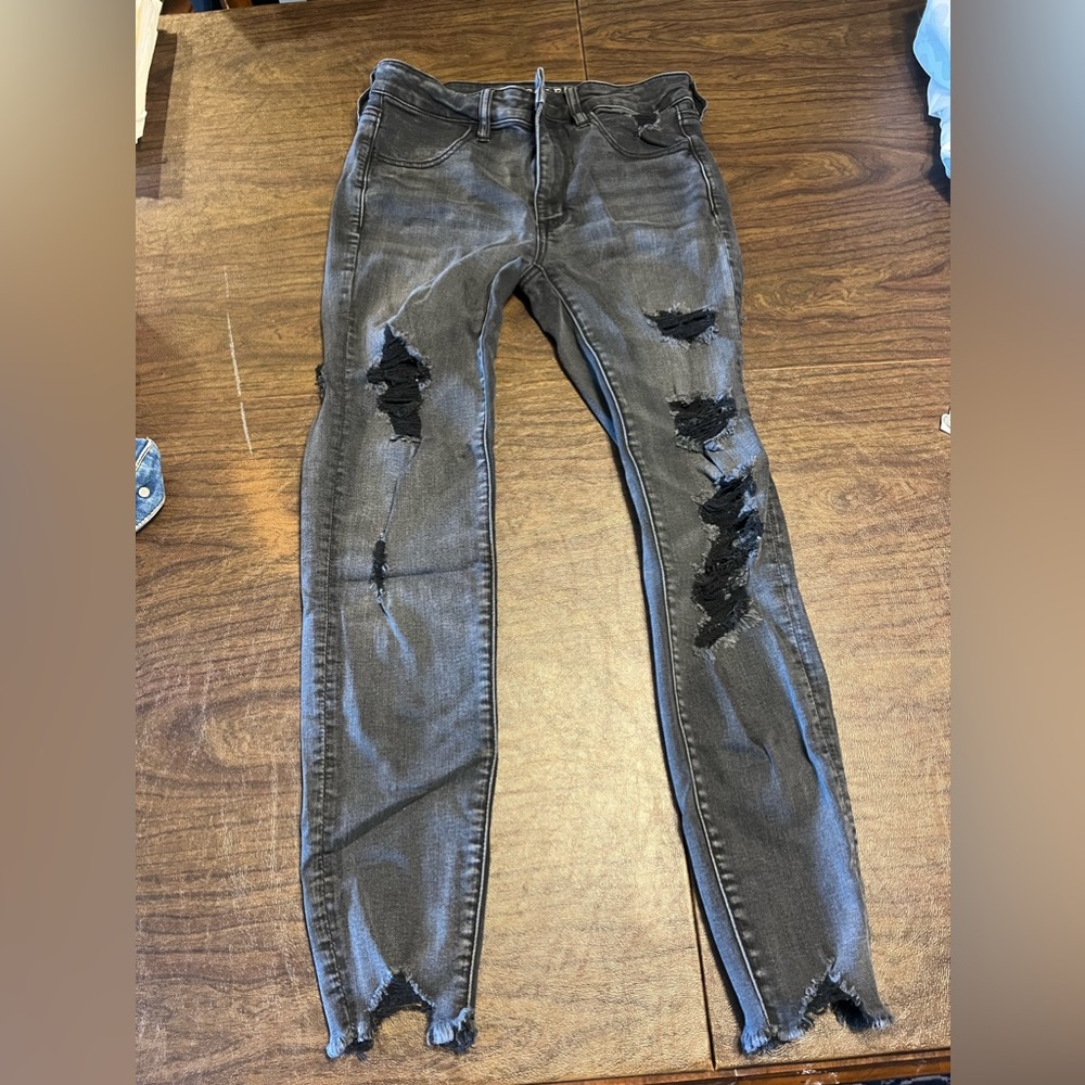 Women’s American eagle jeans